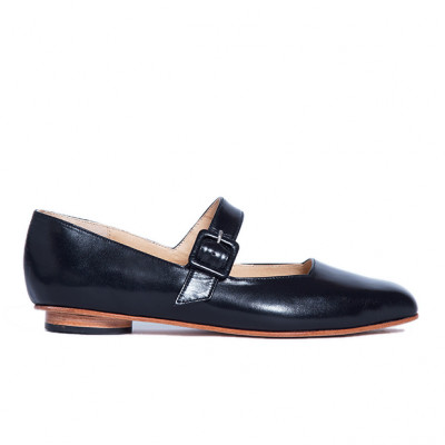 Eugenia Flat in Black Glaze Instant Ship