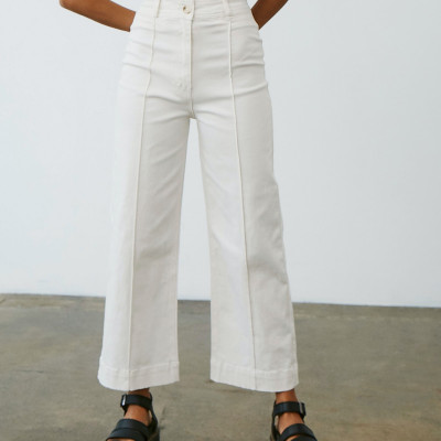 Pintuck Wide Leg Pant