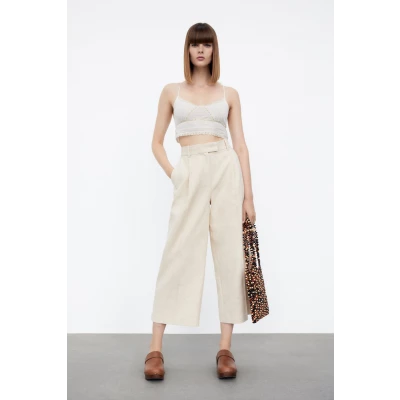 High-Waisted Wide-Legged Pants With Darts